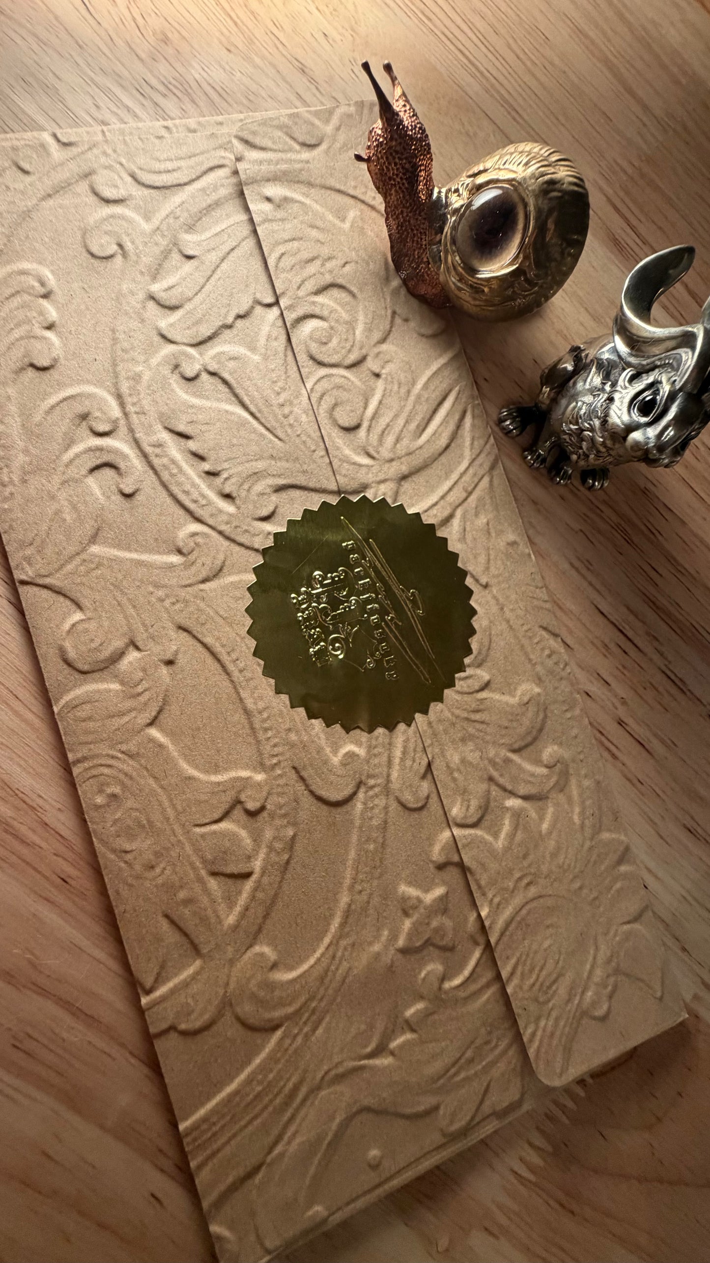 random prints gift [Free with order]
